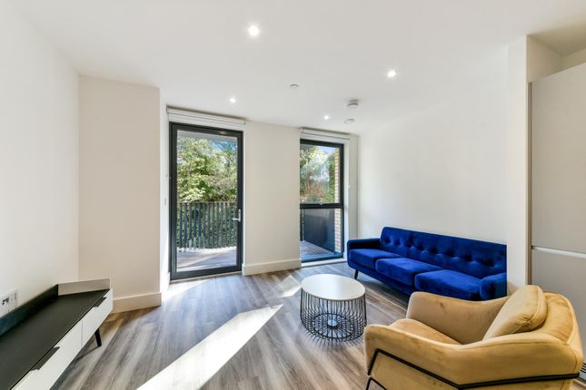 Flat for sale in Spruce House, Whitebeam Way, London