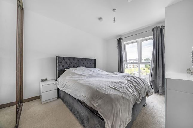 Flat to rent in Amphion Place, Rosalind Drive, Maidstone