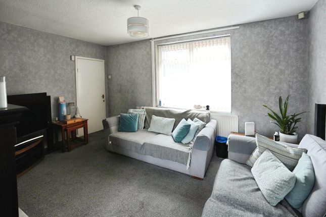 390, Wythenshawe Road, Manchester photo 4