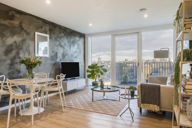 1-bed flat on 4 Timberyard Street, Deptford, £195,000