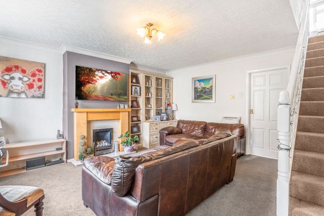 20, Daffodil Place, Orchard Hills, Walsall, West Midlands, WS5 3DX photo 2