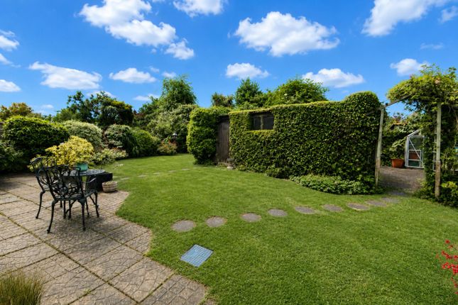 63, Glenfield Road, Ashford photo 2