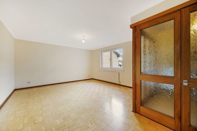 9 Burnside Park, Edinburgh photo 3