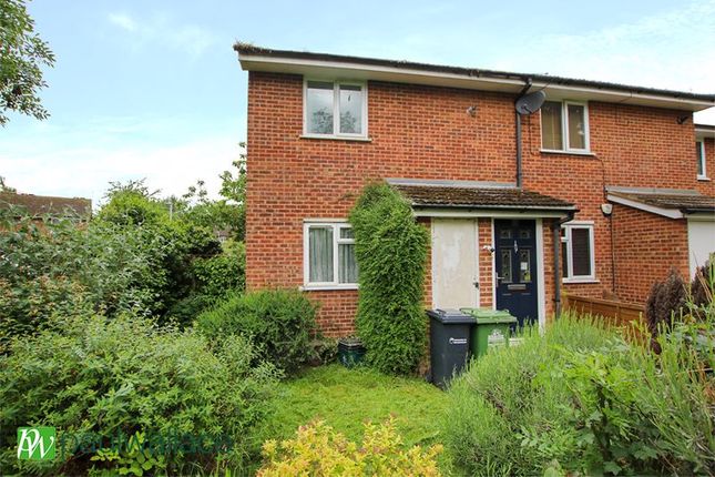Thumbnail Flat for sale in The Canadas, Broxbourne