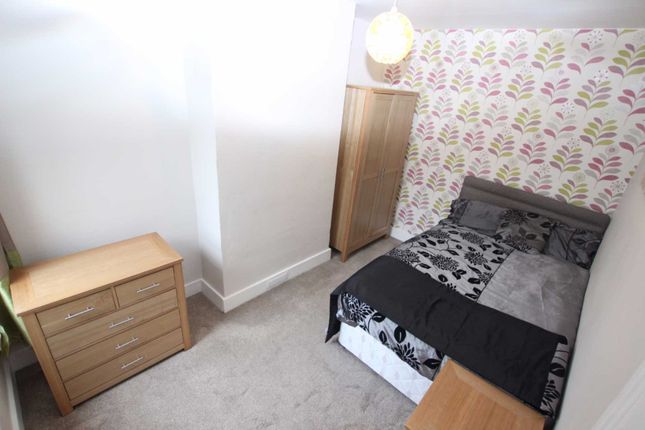 Room to rent in Curzon Street Room, Reading