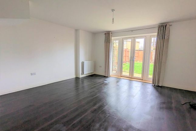63, New House Farm Drive, Birmingham photo 2