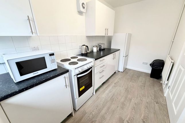 45, New Town, Brierley Hill photo 3