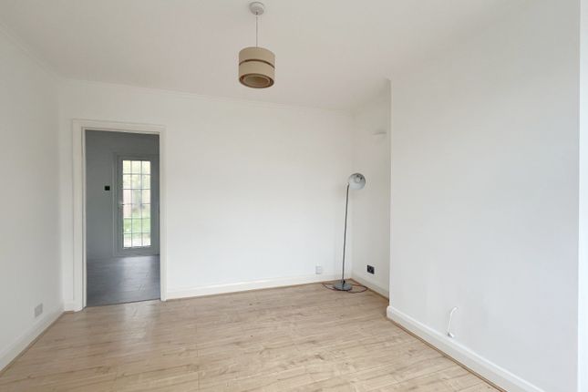Thumbnail Terraced house to rent in Blandford Close, Croydon