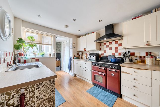 24 Crouch Cross Lane, Chichester photo 2