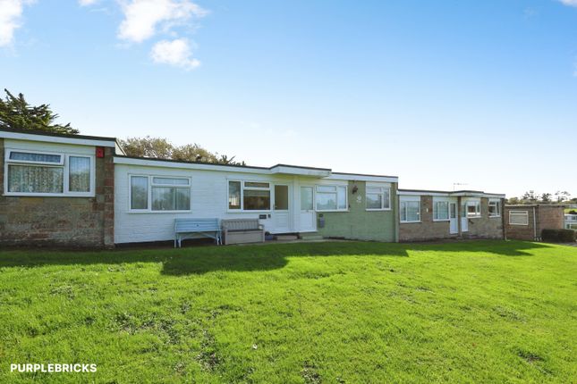 2-bed caravan on Yaverland road, Sandown, £52,950