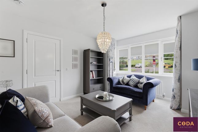 66, Cardyke Way, Lenzie photo 4