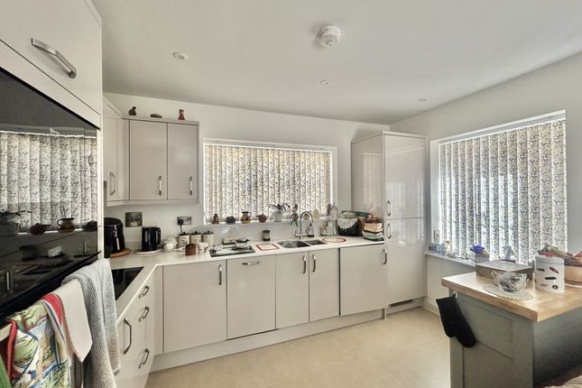 27 Cannon woods, Platinum Skies, Sherborne photo 4