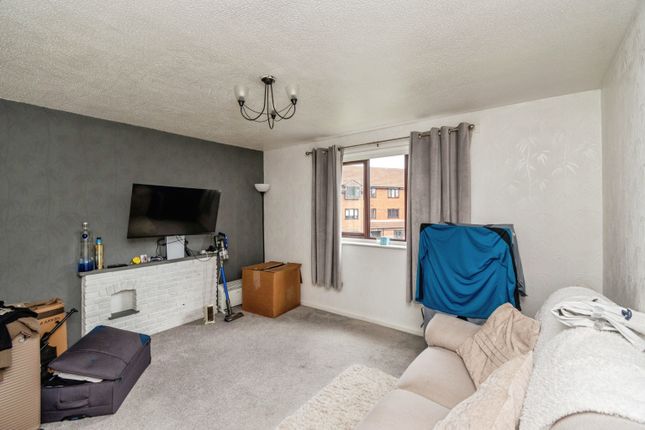 741, Parkfield Road, Wolverhampton photo 3