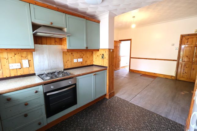 271 Church Road, LONDON photo 5