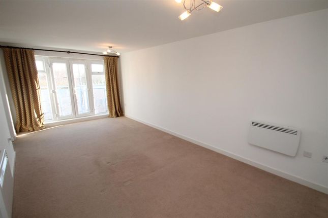 77 Whistle Road, Bristol photo 3