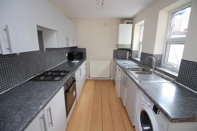 Terraced house to rent in Clayton Park Square, Jesmond, Newcastle Upon Tyne