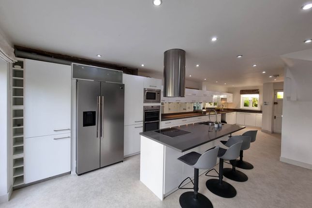 Thumbnail Town house to rent in Goddard Place, Tuffnel Park