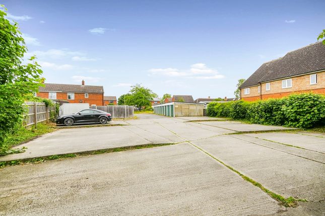 Flat for sale in Millfield Close, Marsh Gibbon, Bicester