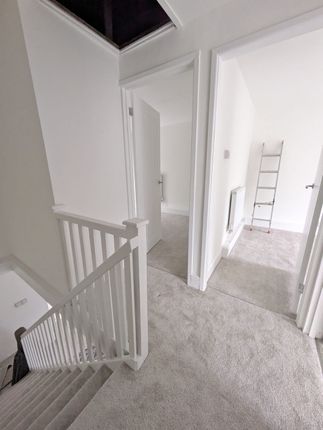 22 Bryn Wyndham Terrace, Treorchy photo 5