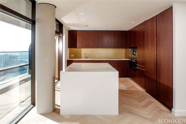 Penthouse for sale in Worship Street, London, 2