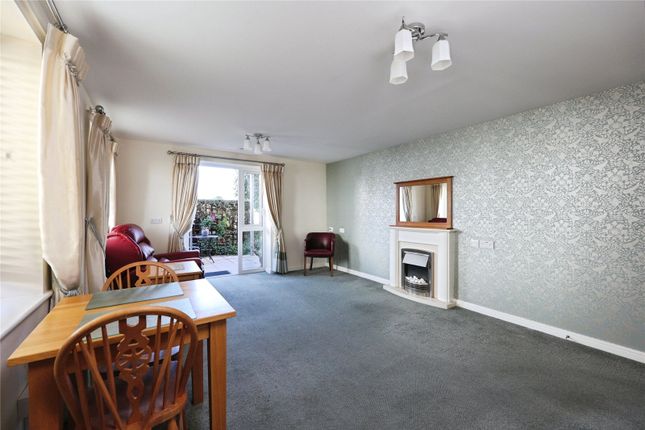 Flat 4 Somers Brook Court,, Foxes Road, Isle of Wight photo 4