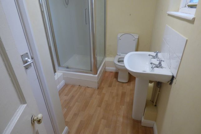 Flat 1 10a, Market Place, Bungay photo 5