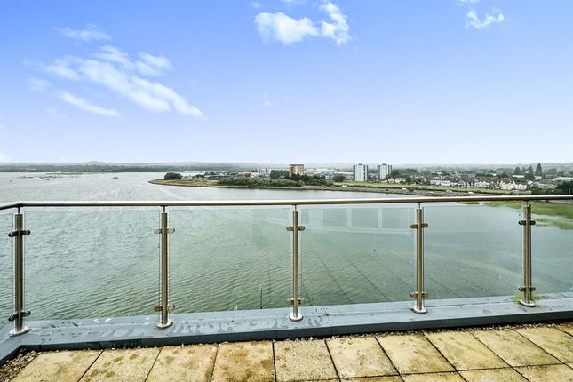 Apartment 94, Aqua, Lifeboat Quay, Poole photo 2
