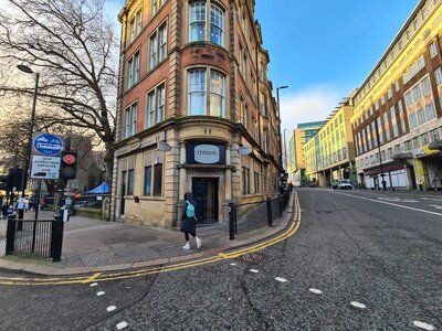 Retail premises to let in Gallowgate, Newcastle Upon Tyne