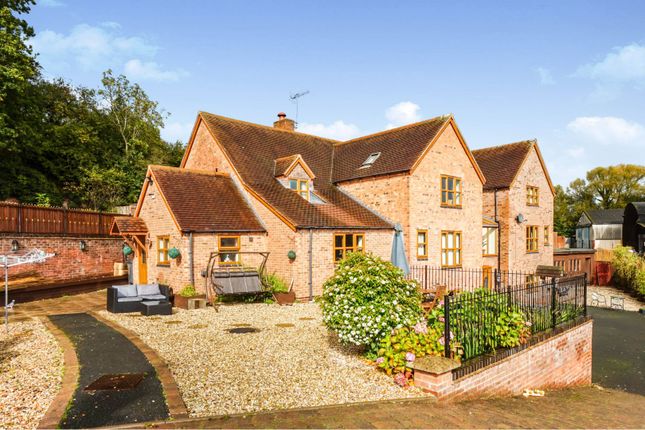 Houses For Sale Kingswinford