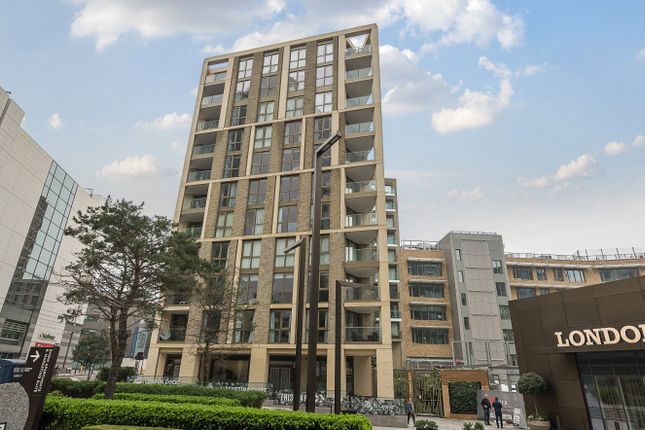 Flat for sale in Emery Way, Tower Hill E1W