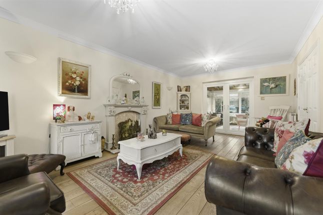 Starlight View, 156, Westward Rise, Barry photo 2
