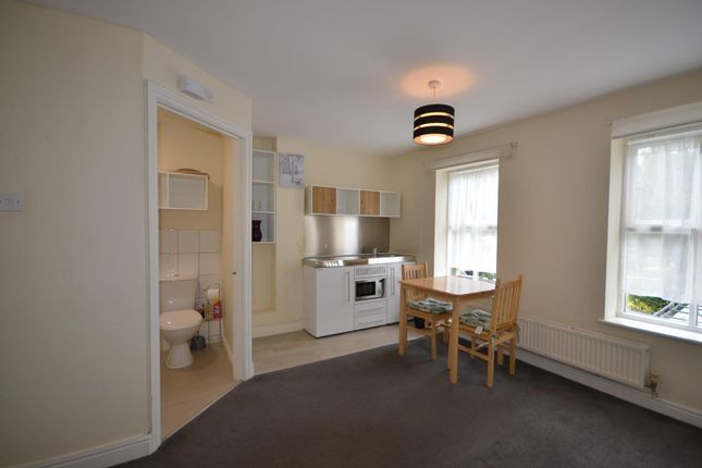 Thumbnail Room to rent in Chamberlayne Ave, Wembley, Middlesex.