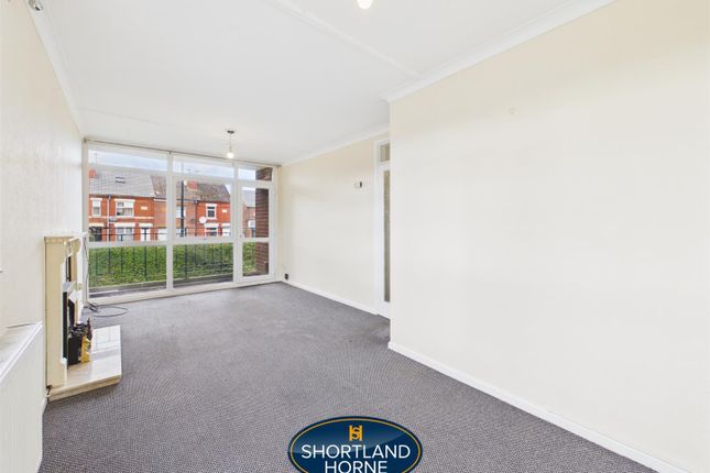 Flat 14, Sewall Court, Sewall Highway, Coventry photo 4