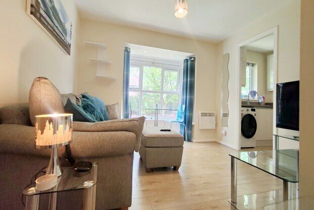 Flat to rent in Mitchell Road, Orpington