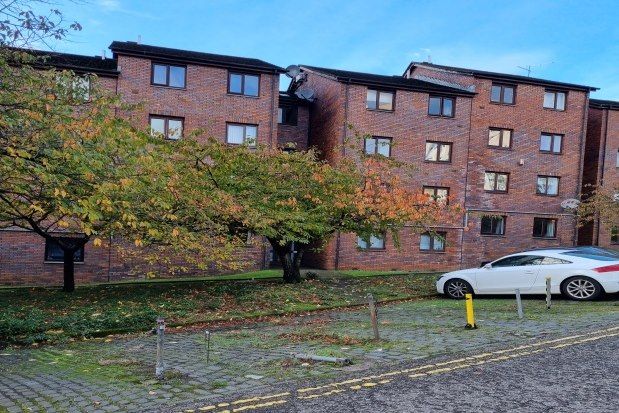 Thumbnail Property to rent in Flat 11B Hanover Court, Glasgow