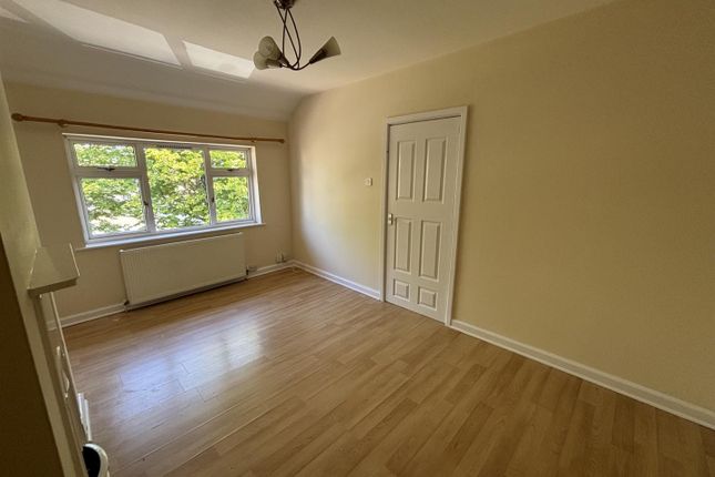 30, Whyte Avenue, Aldershot photo 2