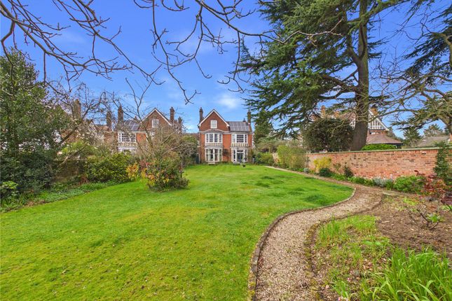 7, Constitution Hill, Suffolk photo 2