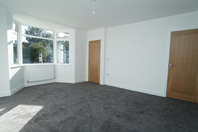 Albion Road, Bradford photo 4