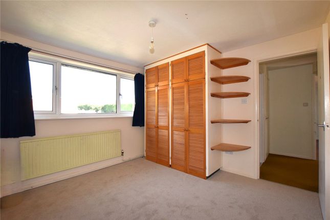 21, Dove Court, Hampshire photo 3