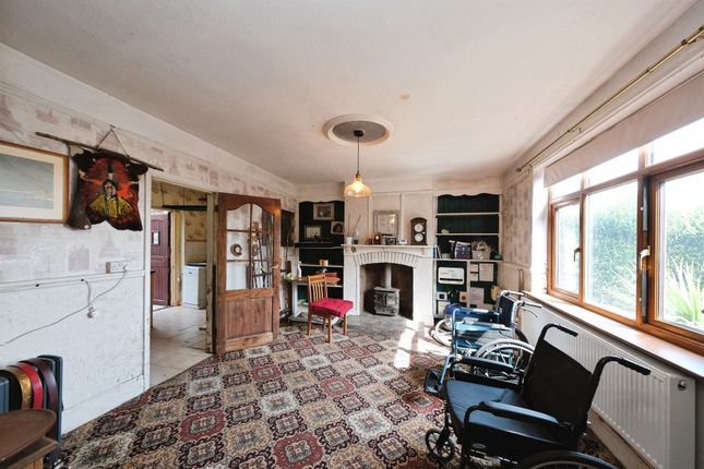 54, Parkside, Belper photo 3