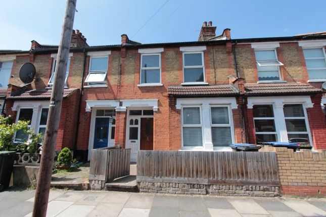 Thumbnail Terraced house to rent in Kingsway, Enfield, Middlesex
