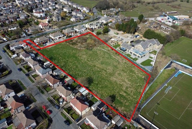 Land for sale in Westfield Lane, Bradford