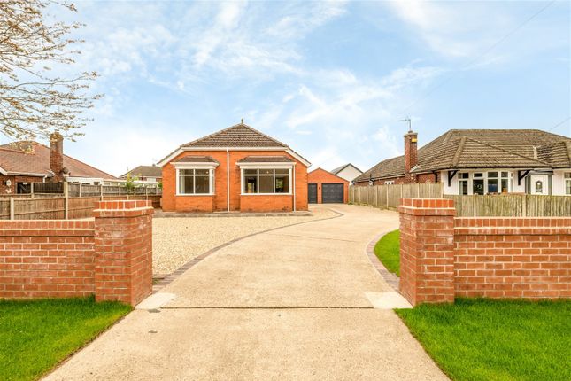Bungalow for sale in No Chain - 4 Lincoln Road, North Hykeham, Lincoln