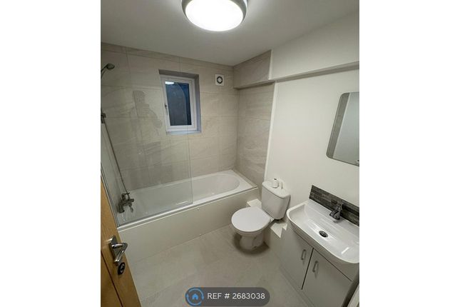 Main Bathroom