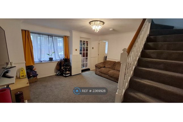 Falmouth Close, Eastbourne photo 2