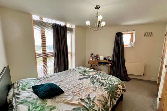 Flat for sale in Richmond Hill Drive, Bournemouth