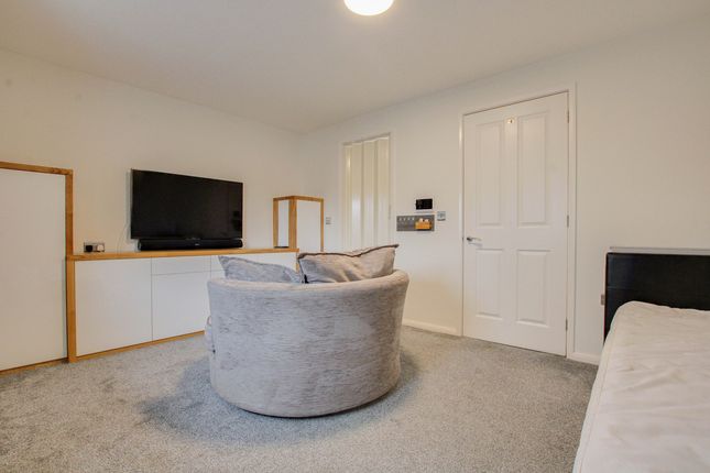 Flat for sale in Southend Road, Wickford