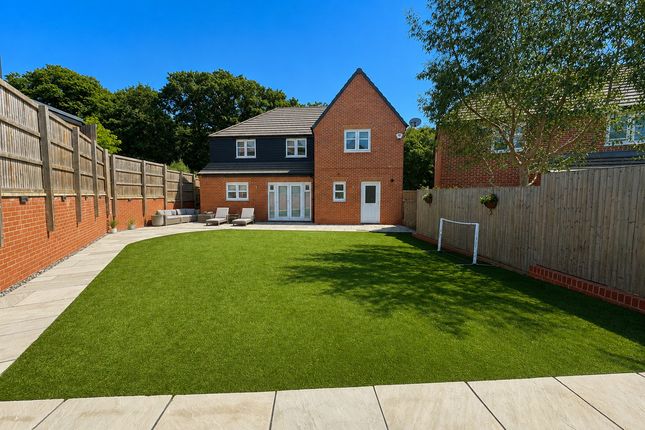 30, Augusta Drive, Hockley photo 2