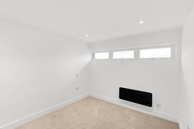Flat 11, London Road, Sittingbourne, ME10 1FH, Sittingbourne photo 5