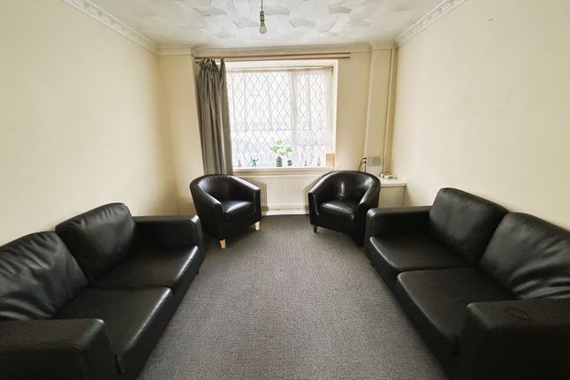 1160, Neath Road, Swansea photo 2